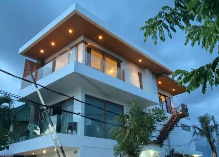 Ocean And Mountain View Luxury